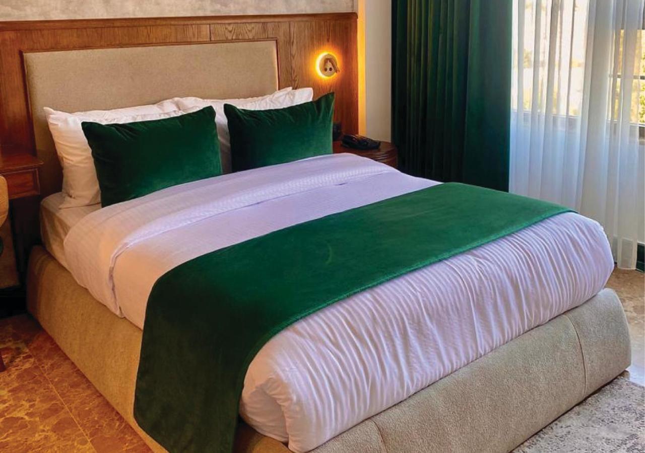 Bratus Hotel 아카바 외부 사진
