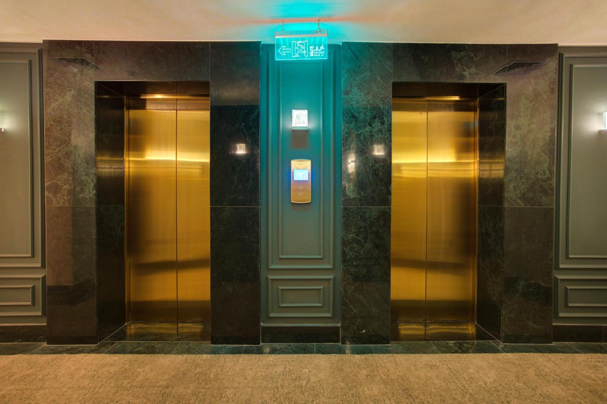 Bratus Hotel 아카바 외부 사진