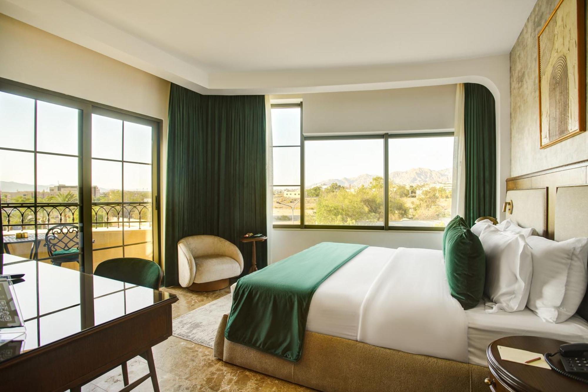 Bratus Hotel 아카바 외부 사진