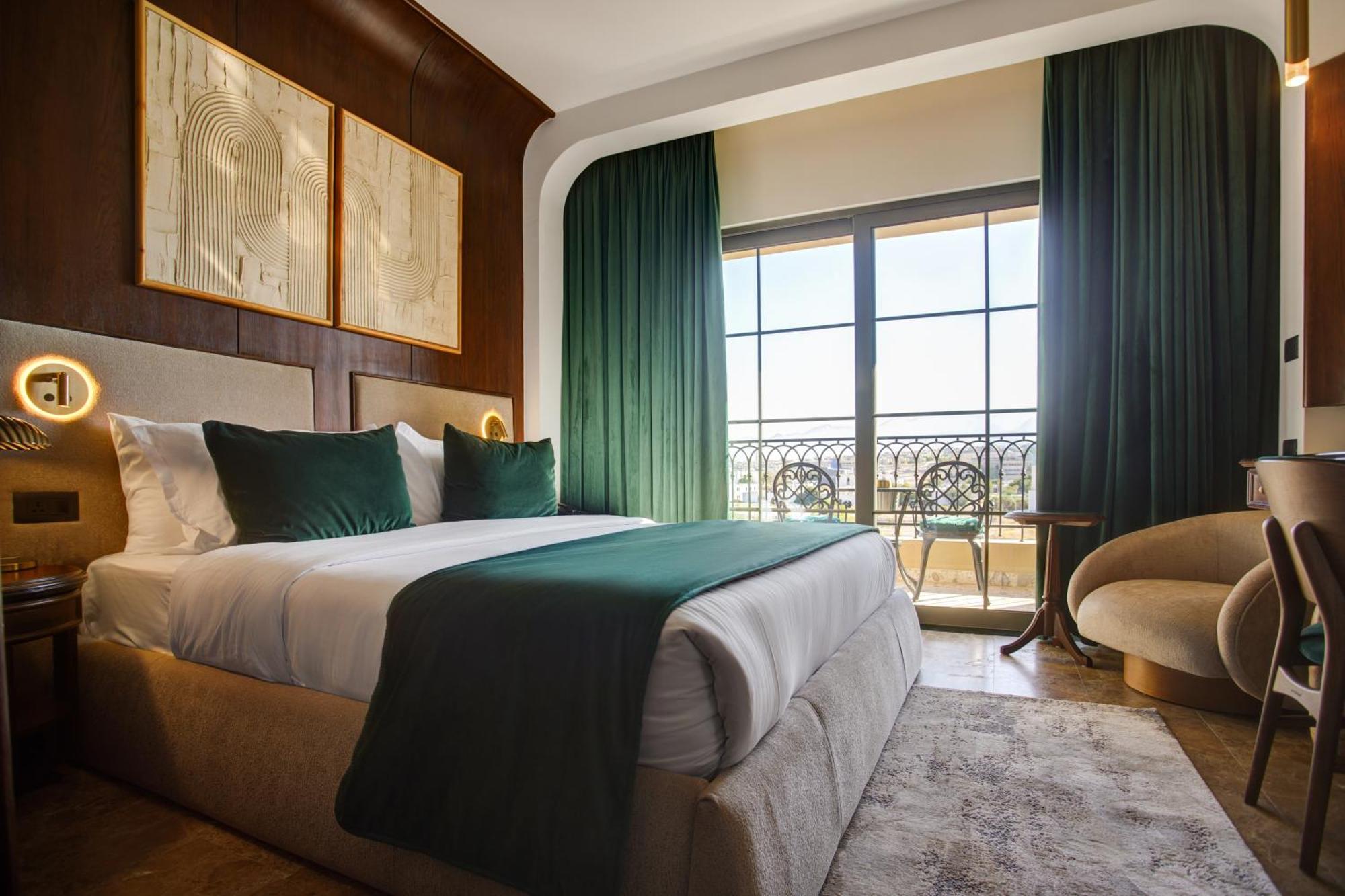 Bratus Hotel 아카바 외부 사진